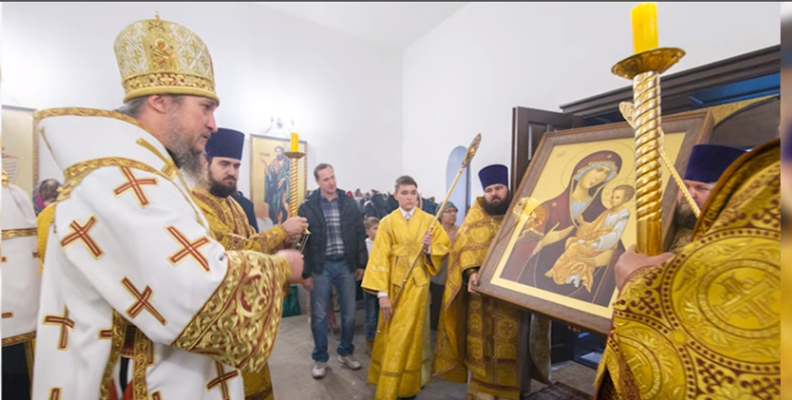 В 2021 году, незадолго до престольного праздника, в  нашем храме встречали икону Божией Матери «Скоропослушница»